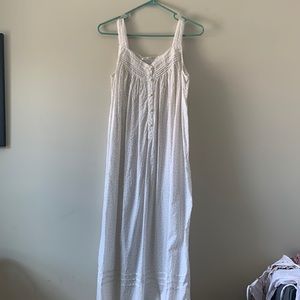 Vintage Eileen West flower night gown